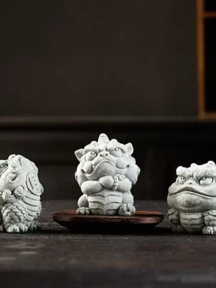 Wealth-attracting ornaments